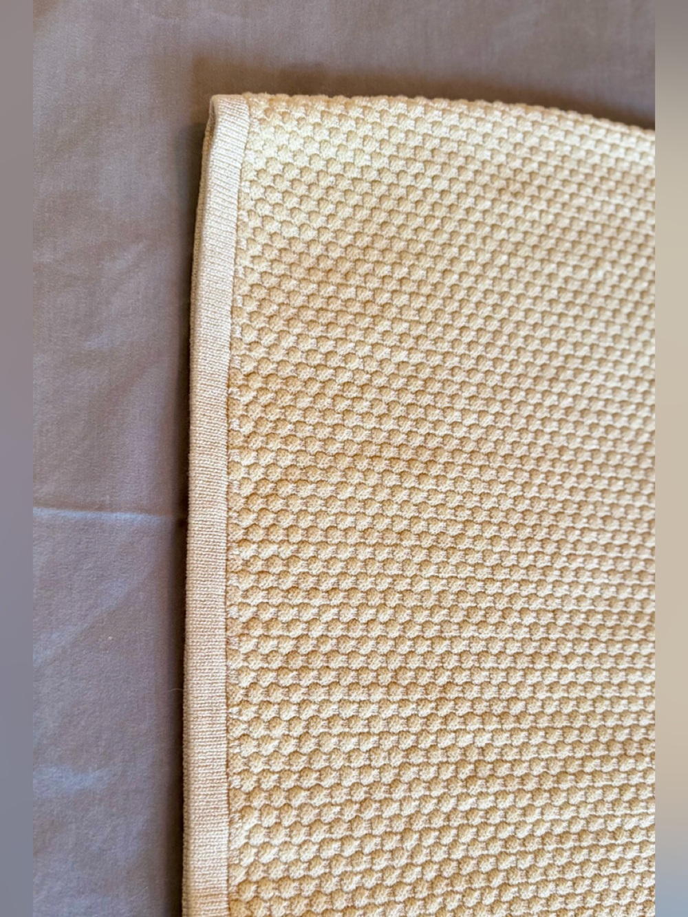 ST. JOHN Cream Textured Knit Sleeveless Shift Sheath Midi Dress w V-Back - Picture 8 of 16